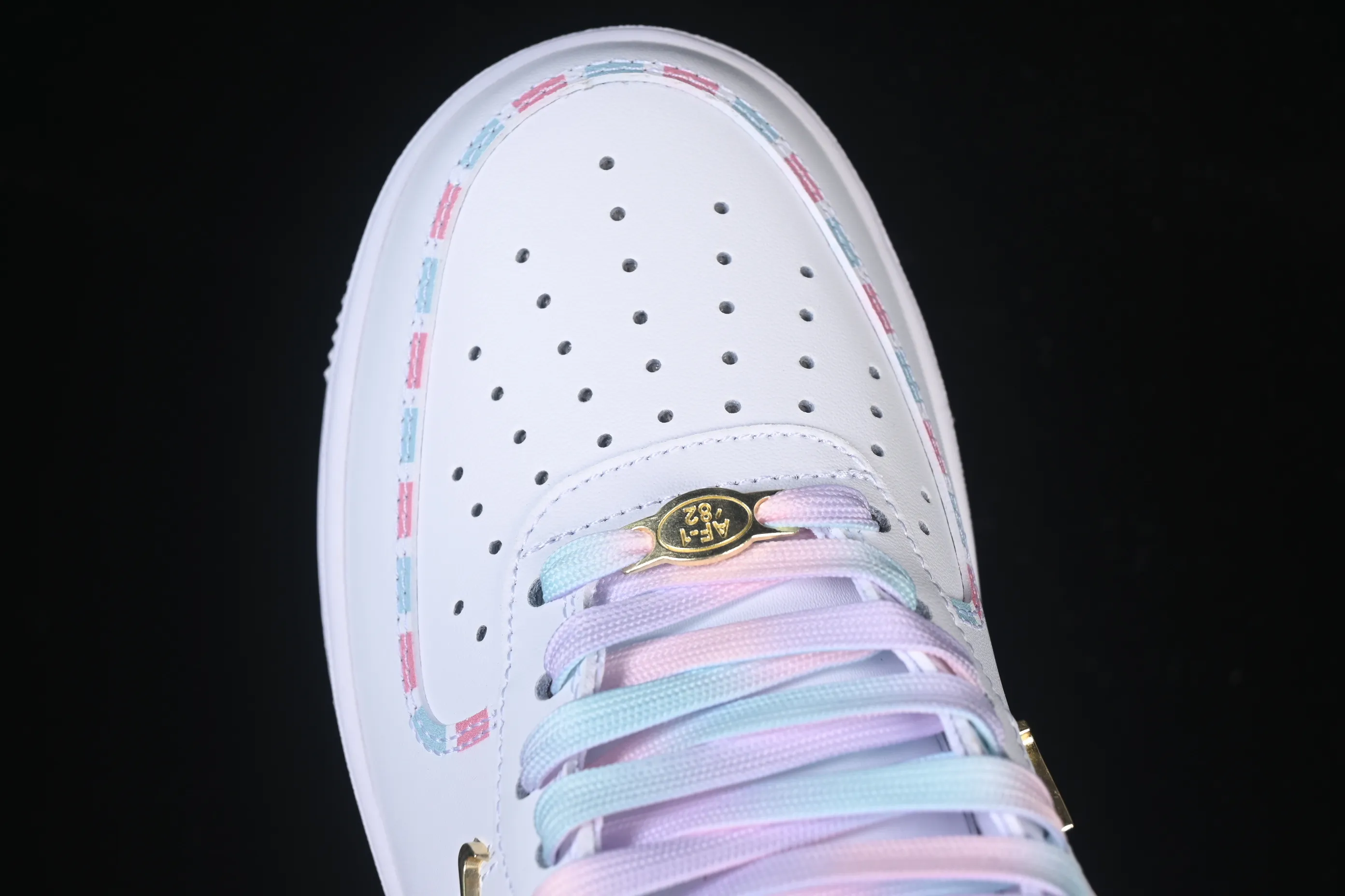 All categories Nk Air Force 1 Air Force series Nk Air Force 1 Low Air Force low top Nike Air Force 1'07 Low Four hook rainbow cake Air Force 1 low top casual sneakers ZH0316-115